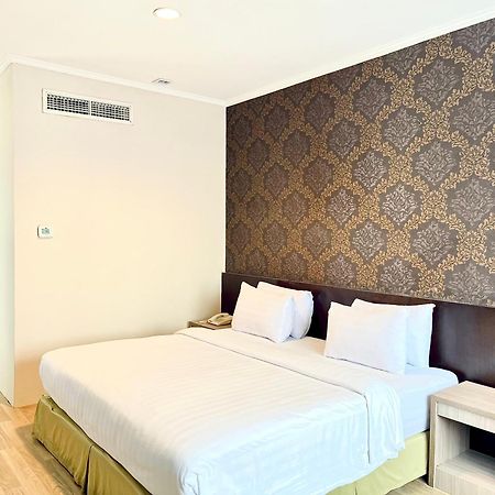 Royal Asia Hotel パレンバン エクステリア 写真