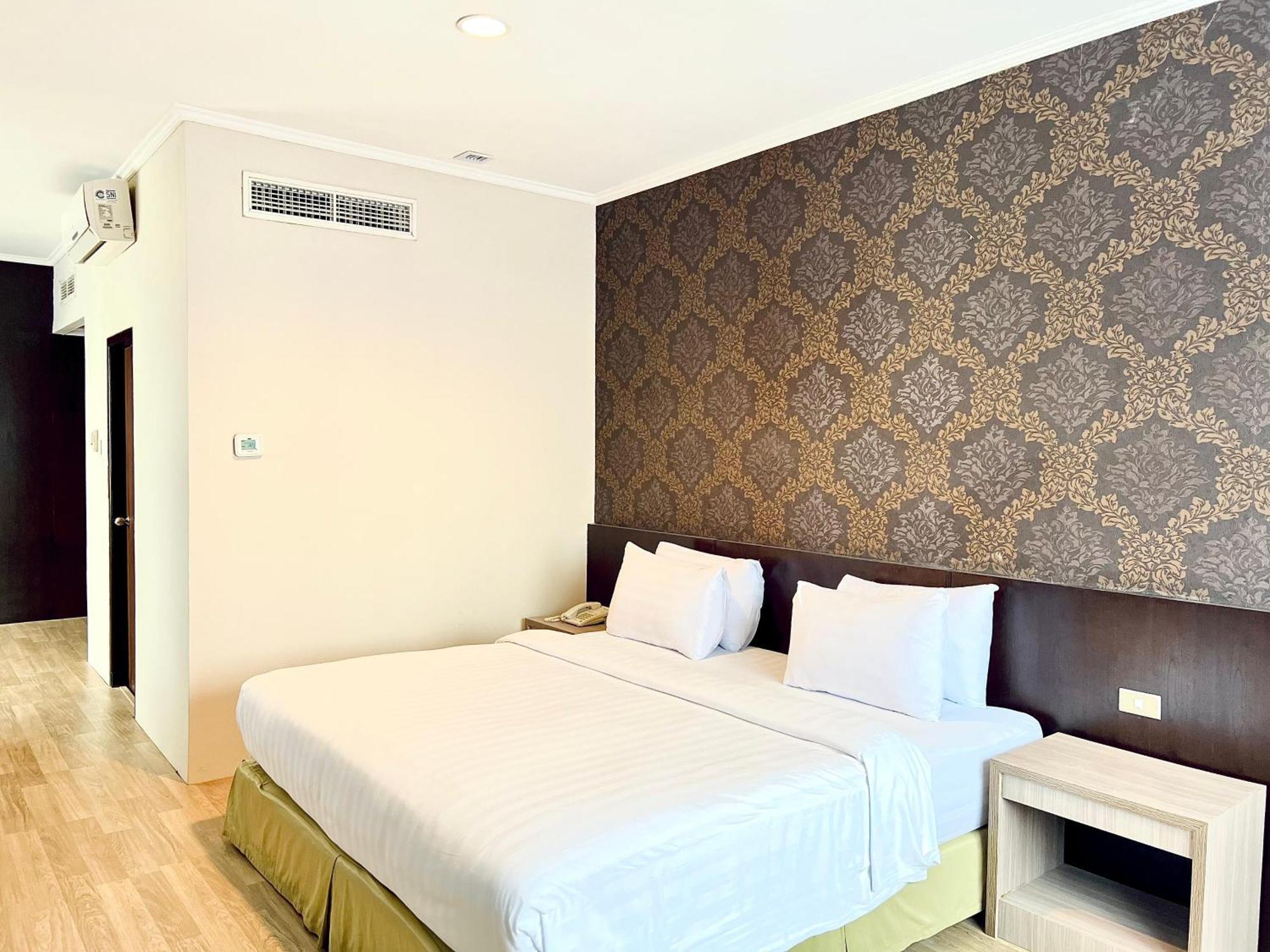 Royal Asia Hotel パレンバン エクステリア 写真