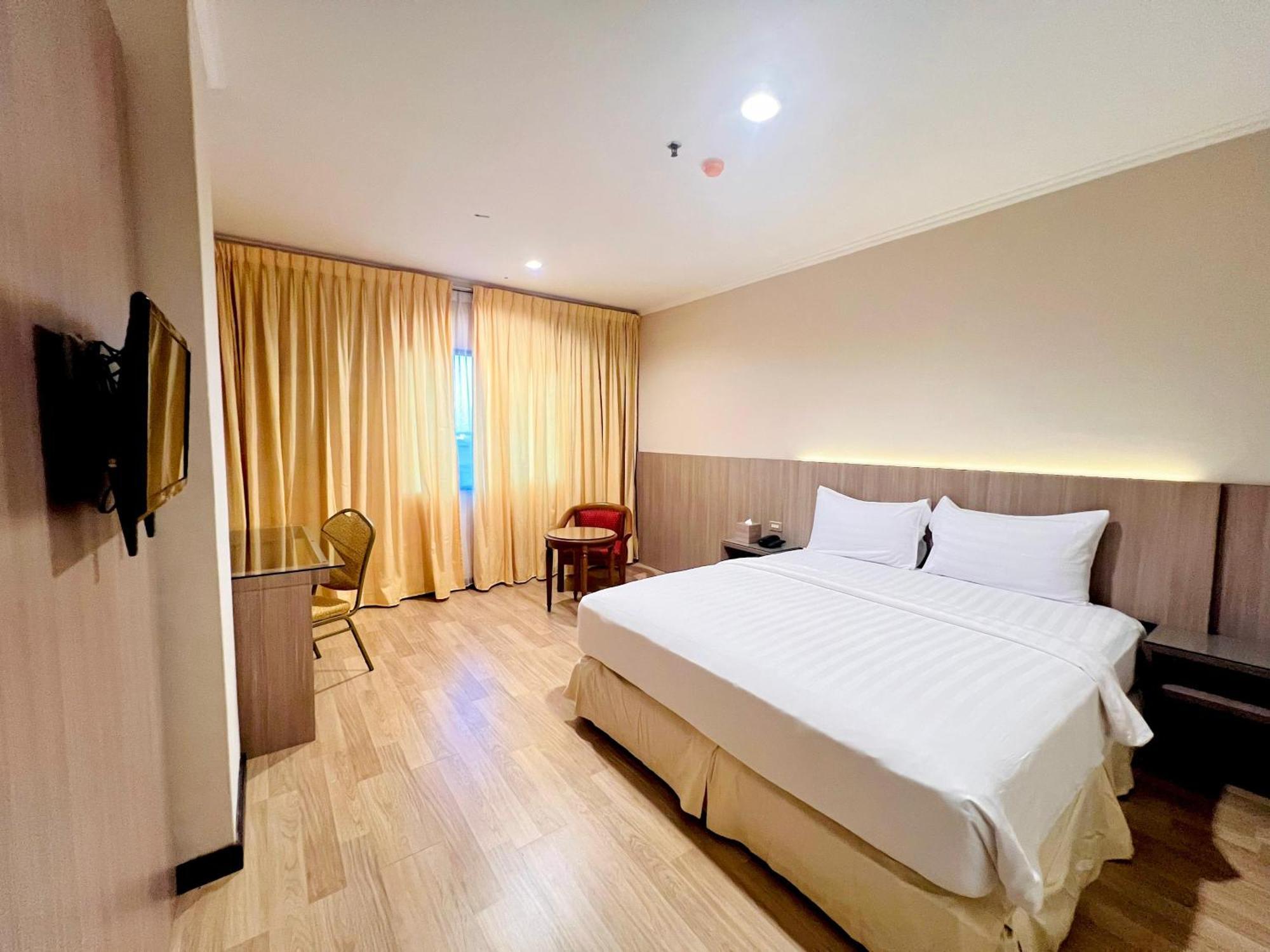 Royal Asia Hotel パレンバン エクステリア 写真