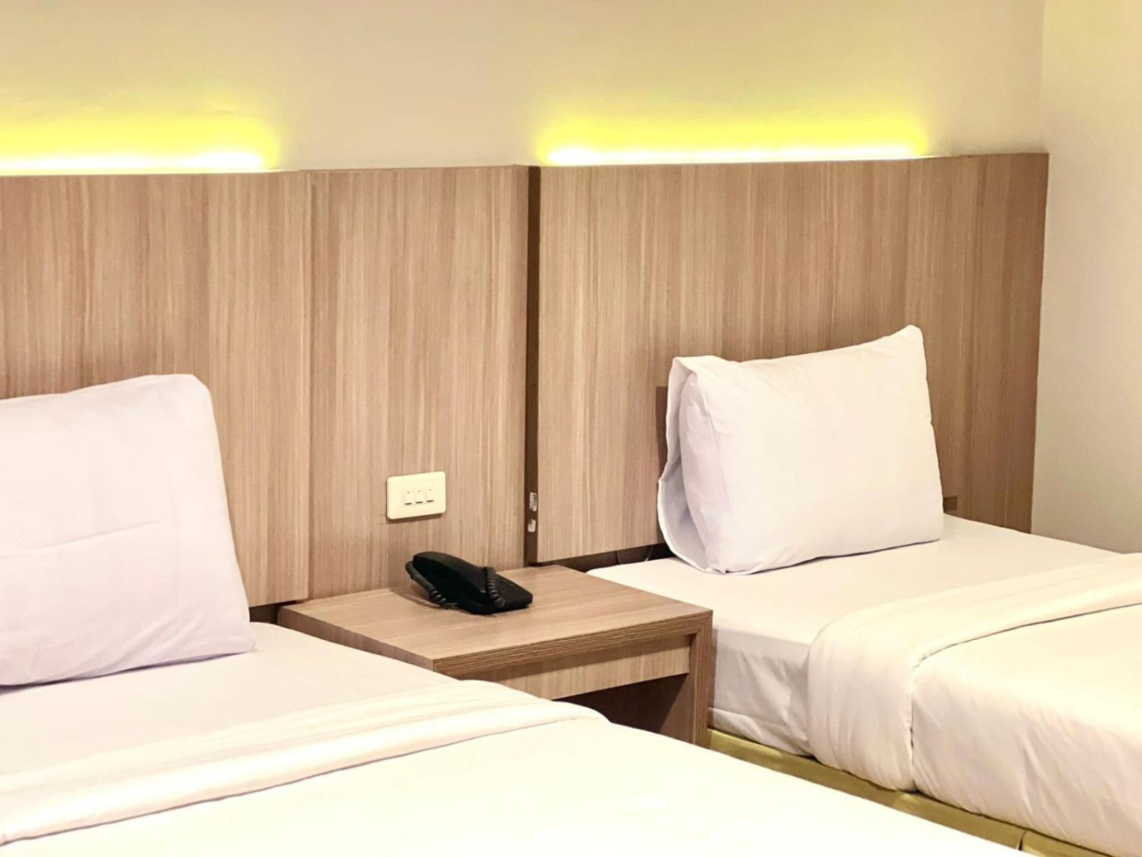 Royal Asia Hotel パレンバン エクステリア 写真