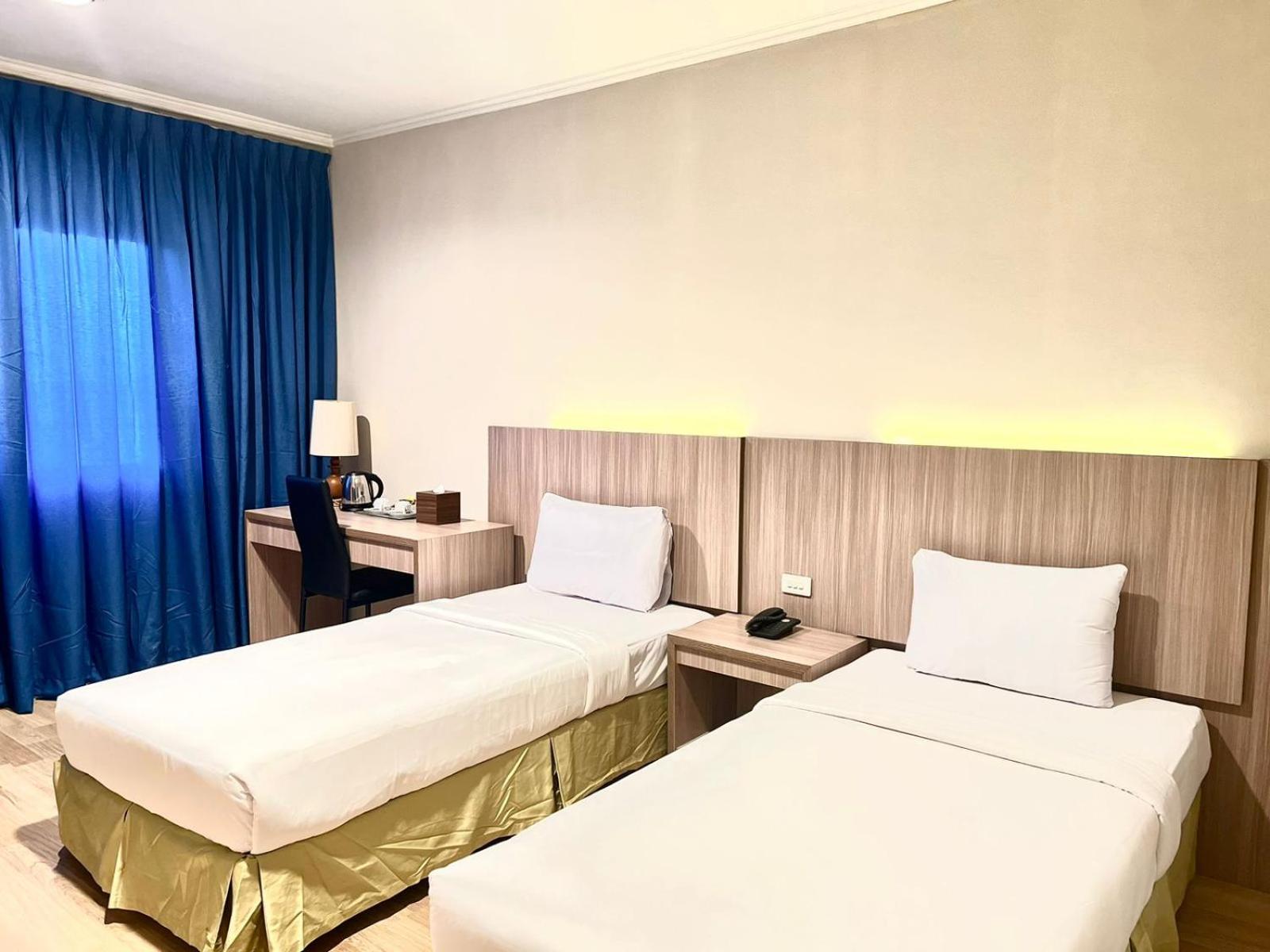 Royal Asia Hotel パレンバン エクステリア 写真