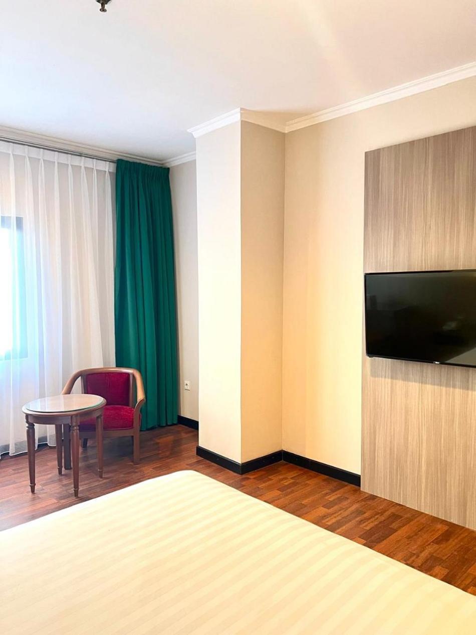 Royal Asia Hotel パレンバン エクステリア 写真