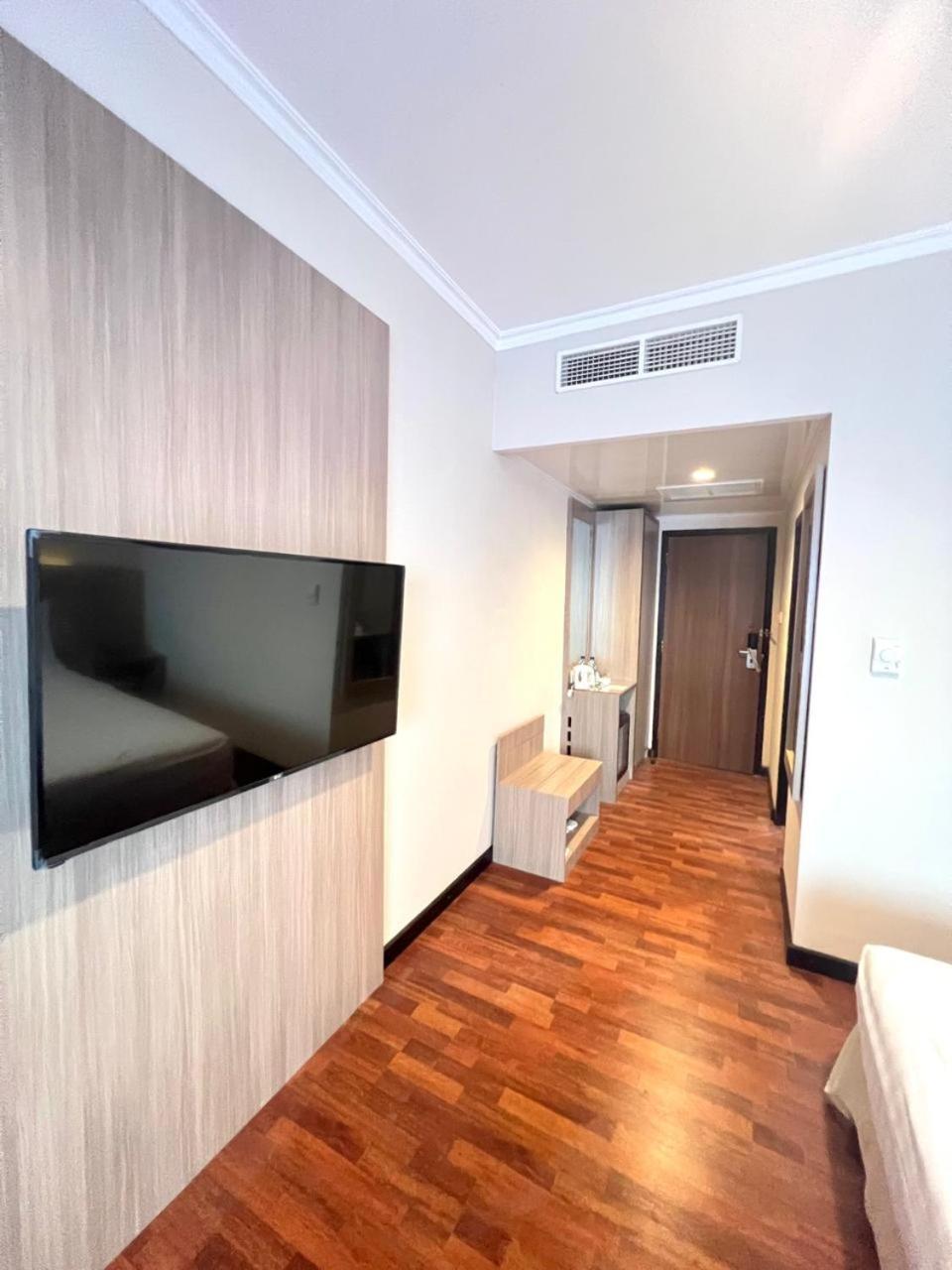 Royal Asia Hotel パレンバン エクステリア 写真